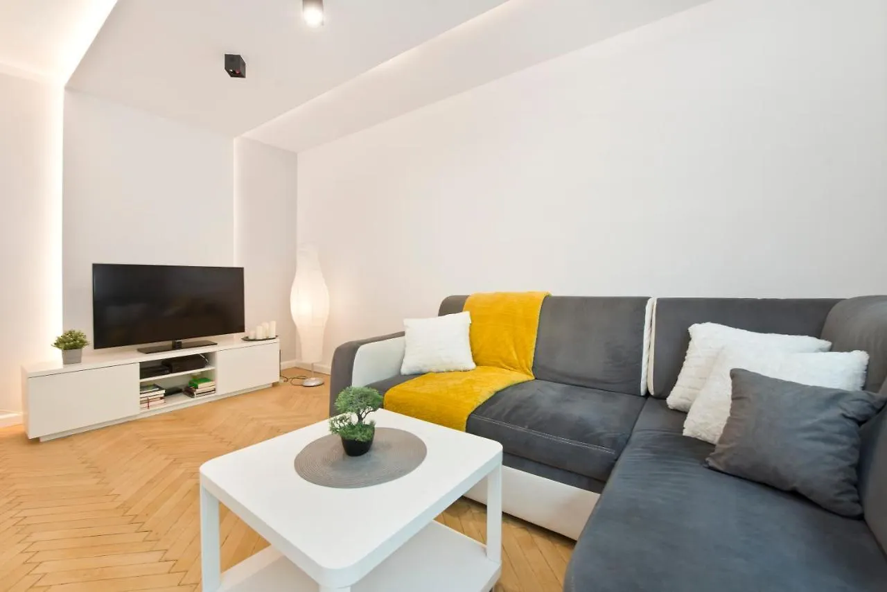 Yourapart Krolewska 45 Warsaw Apartment